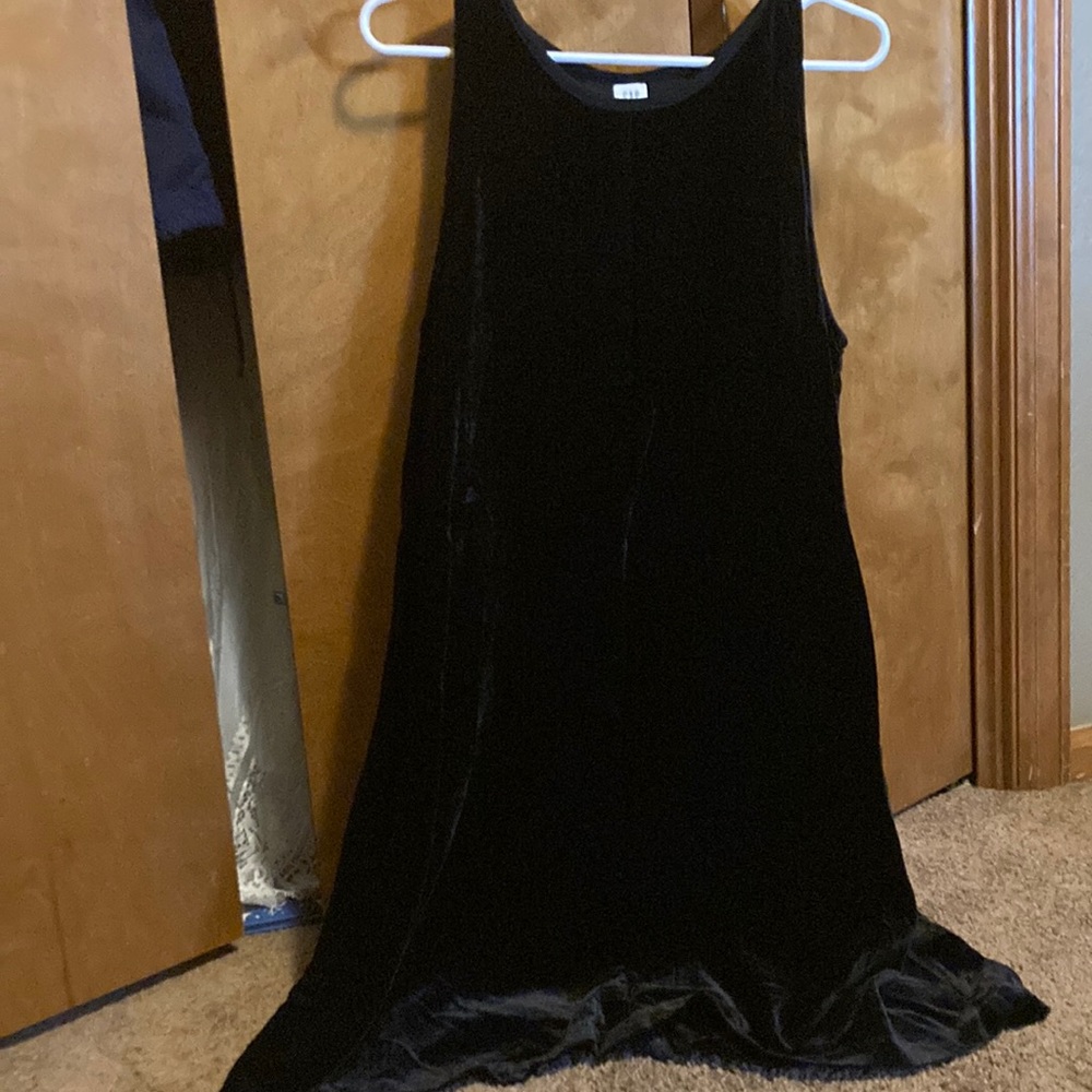 Gap Sleeveless Velvet Dress